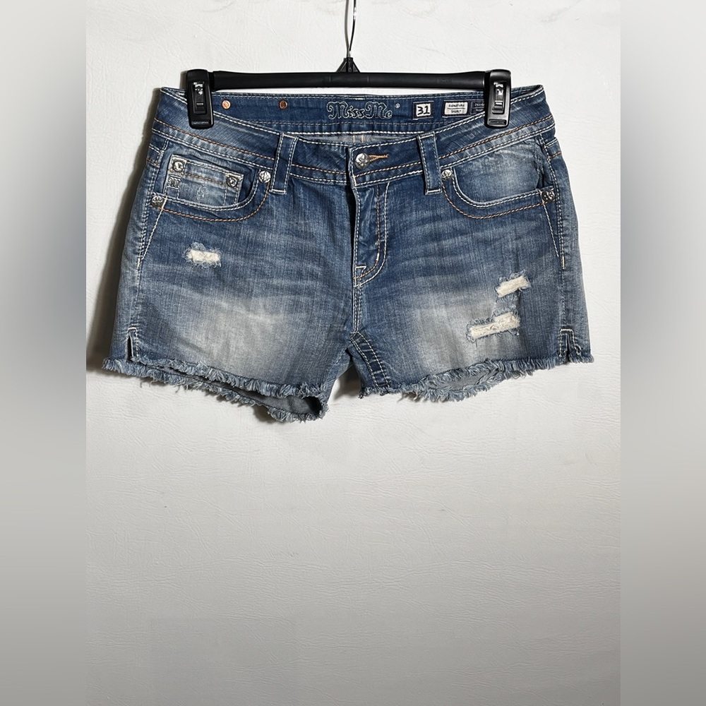 Miss Me Signature Distressed Blue Jean Shorts sz 31